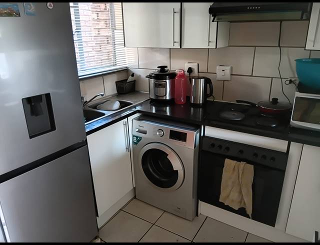 2 BEDROOM APARTMENT FOR SALE IN CLARINA